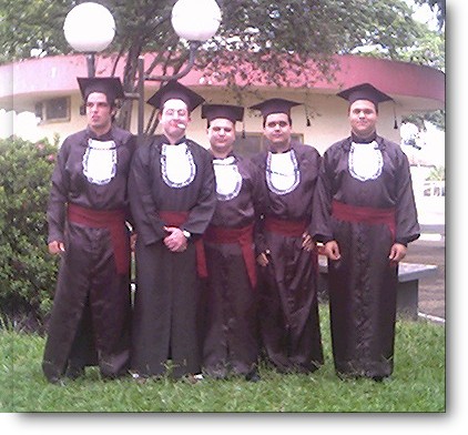 amaro_turma.jpg (61350 bytes)