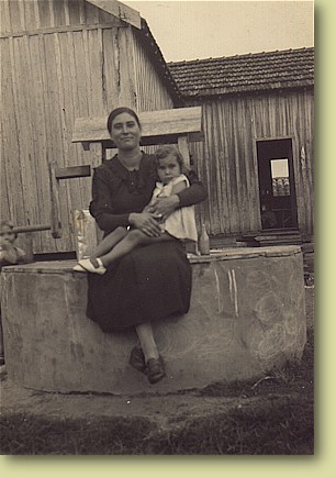 Estevam_antonia_dirce.jpg (41851 bytes)