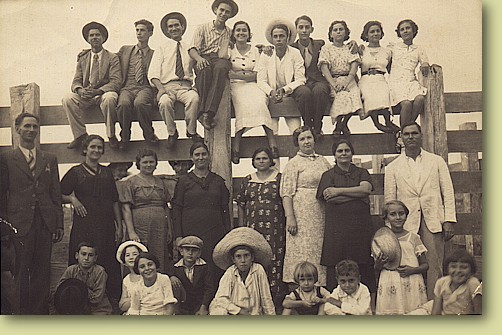 Estevam_mourao.jpg (68378 bytes)