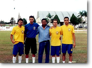 futsolidario22.jpg (40458 bytes)
