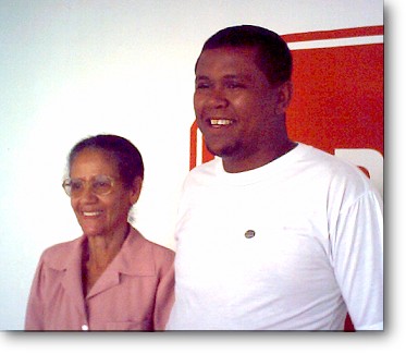 hotel_dulce.jpg (28137 bytes)