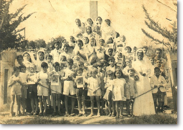 stlina_religiao2.jpg (100274 bytes)