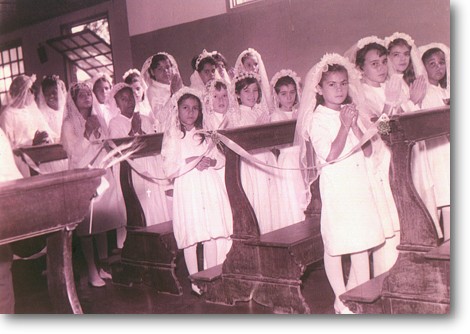 stlina_religiao5.jpg (47937 bytes)